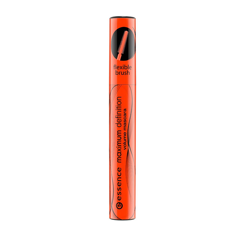 essence maximum definition mascara