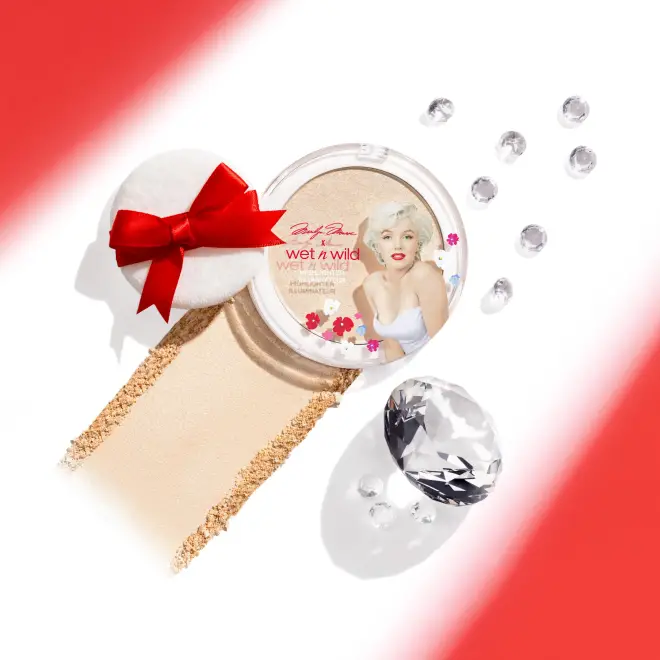 resize_Marilyn-Monroe-Hero12694-1-2 resize Marilyn Monroe Hero12694 1 2