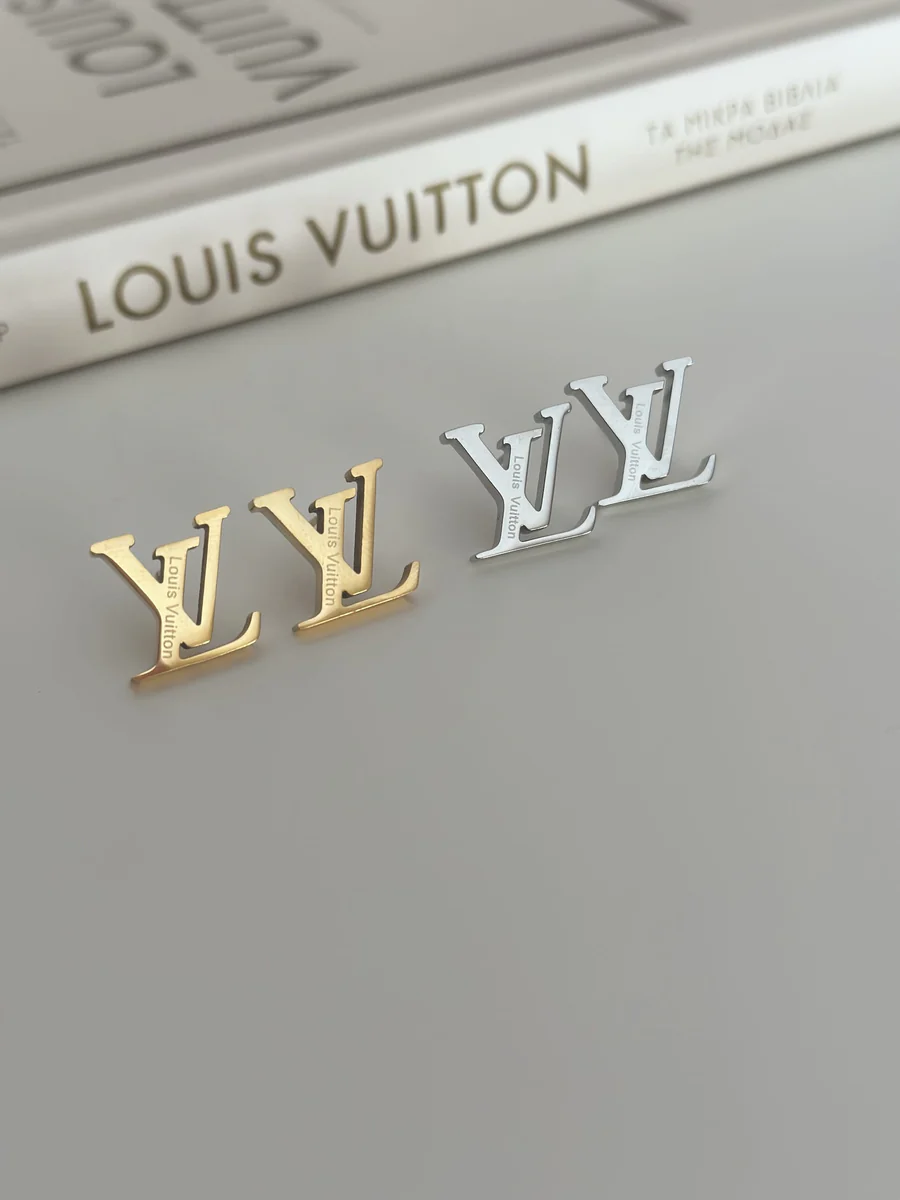 LV MONOGRAM